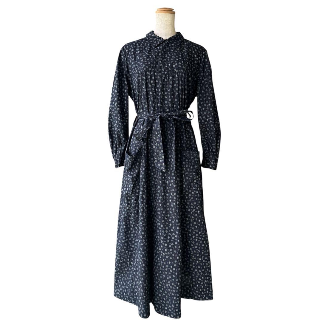 極近年美品　45R もこもこ花プリントのドレス　インディゴ