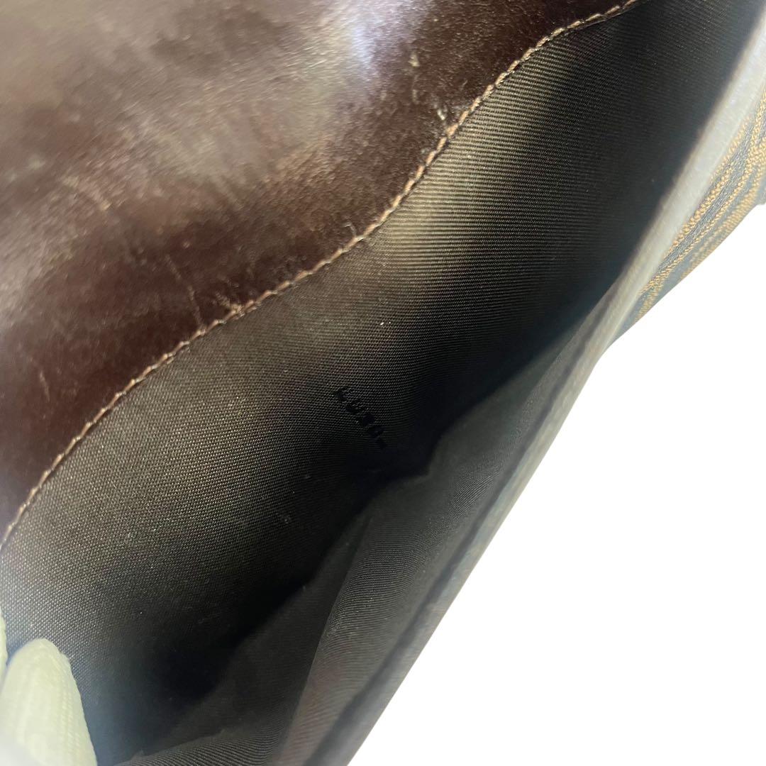 FENDI フェンディ 長財布 ズッカ 折り財布 フラップ 本革