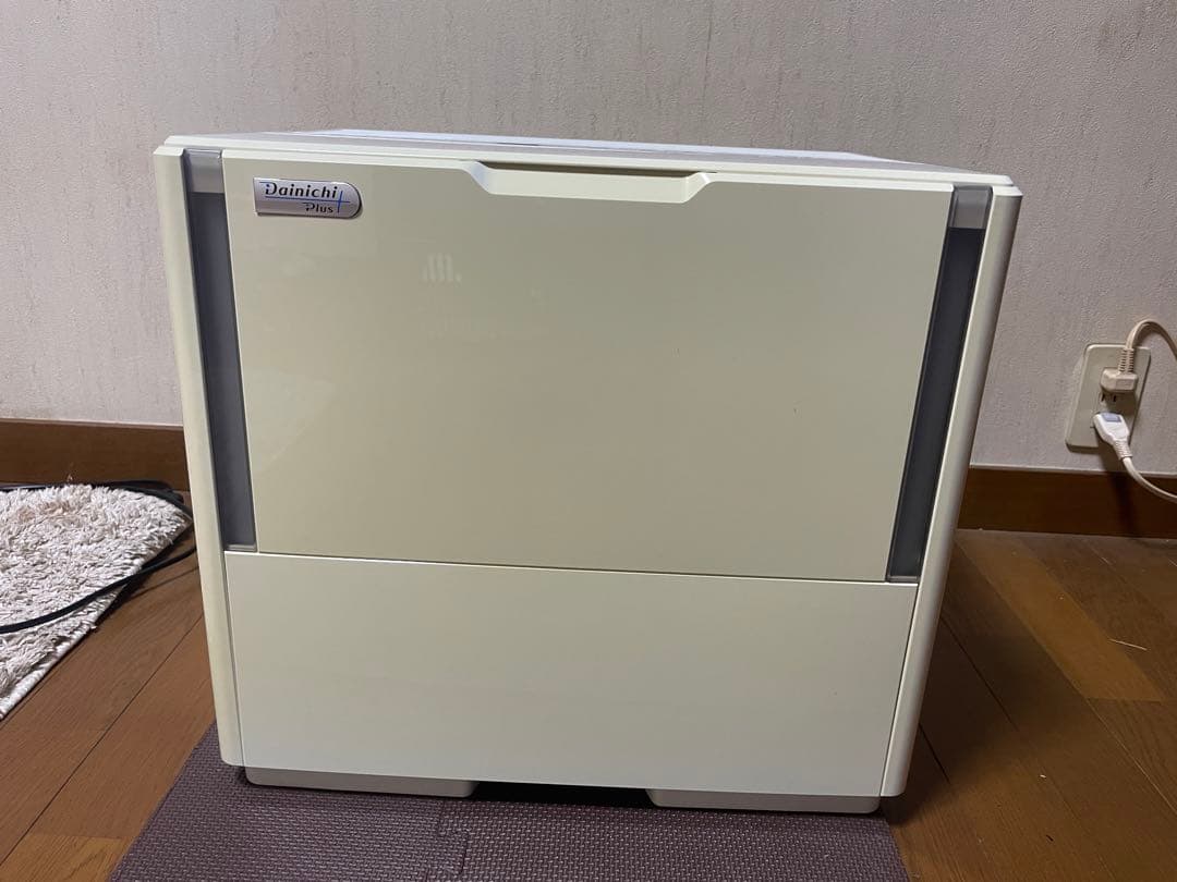 ダイニチハイブリッド（温風気化＋気化）式加湿器DAINICHI HD-152-W