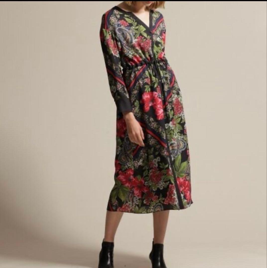 【美品】グレースコンチネンタル　ボタニカルスカーフワンピース　サイズ38