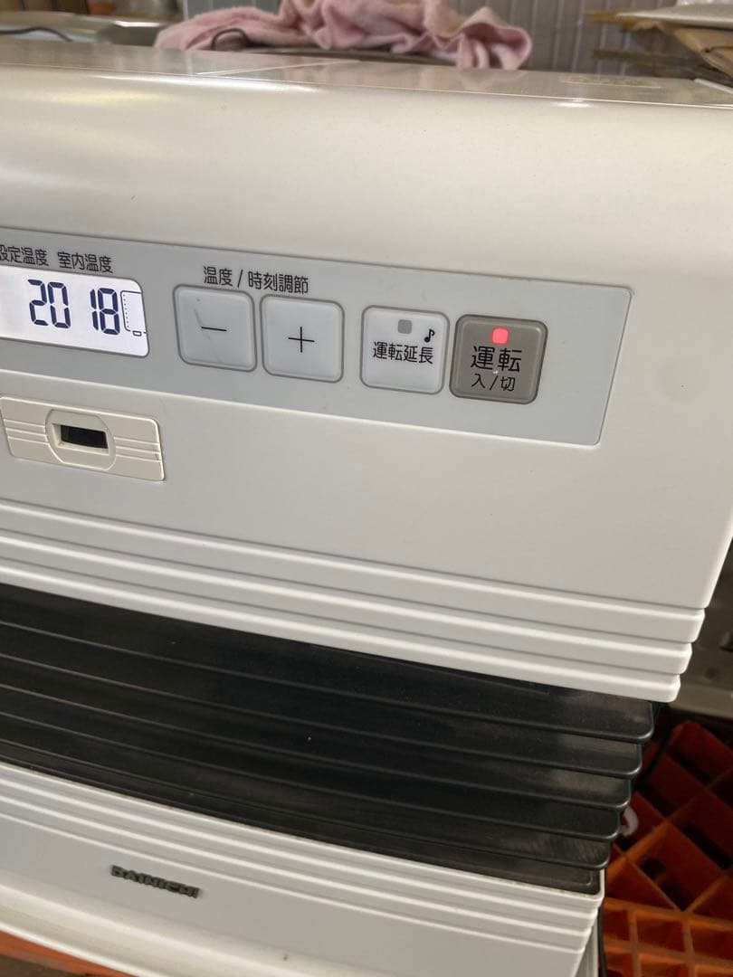 ダイニチ　ブルーヒーター　石油ファンヒーター