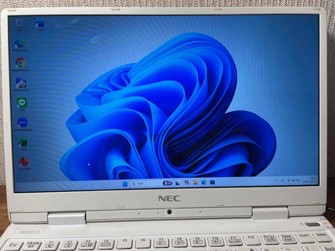 Win11 Office ファンレス LaVie メモリ4GB SSD128GB