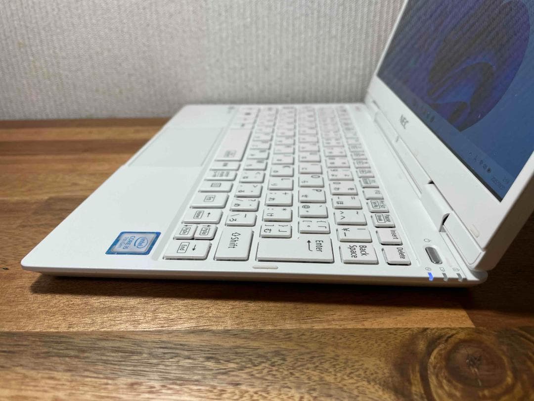 Win11 Office ファンレス LaVie メモリ4GB SSD128GB