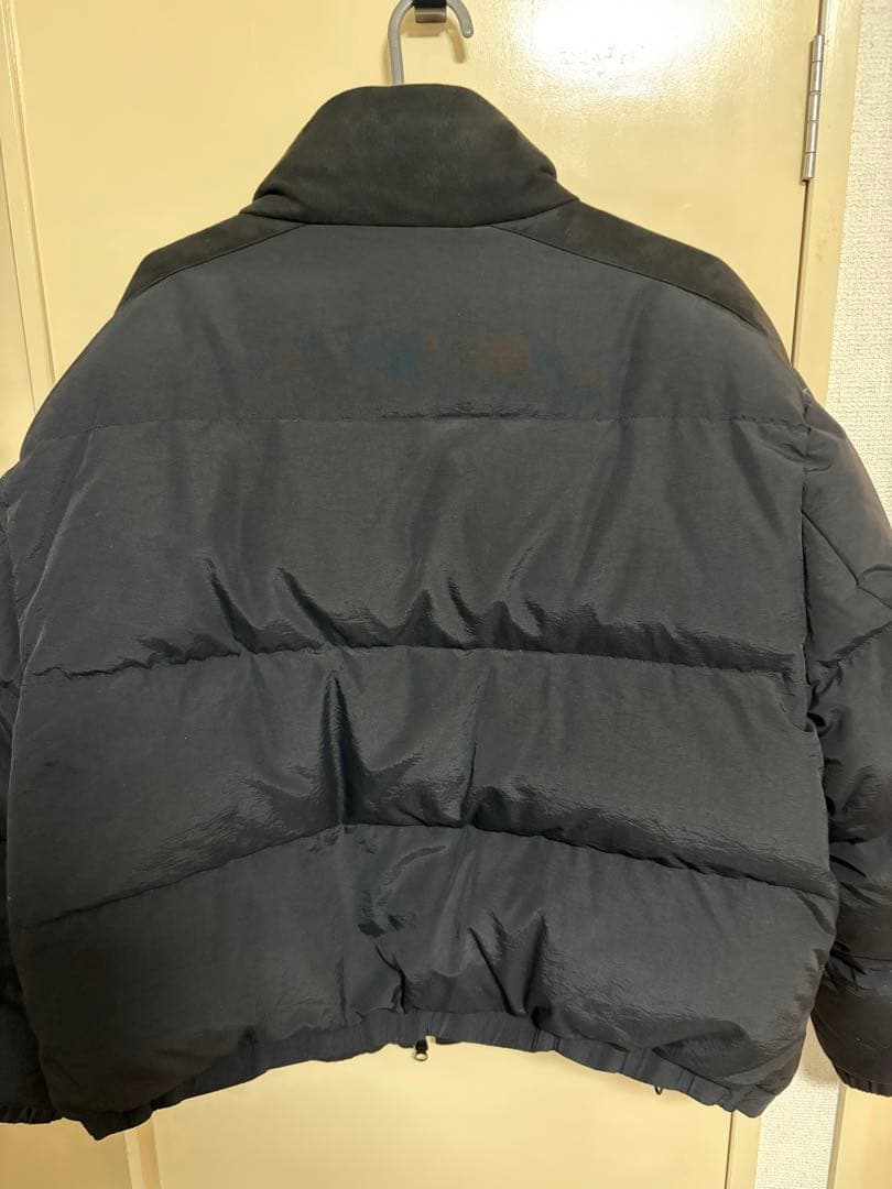 BADWAYブラックダウンジャケット
