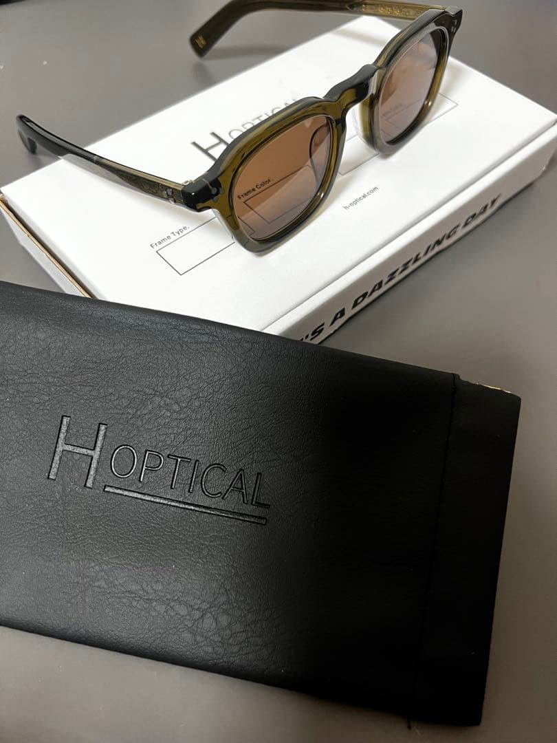 新品未使用 H OPTICAL オリーブサングラス モデル09