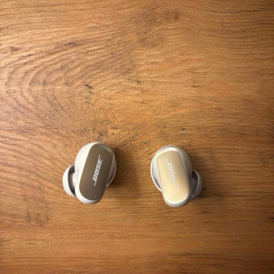 ［美品］BOSE QuietComfort Ultra ワイヤレスイヤホン