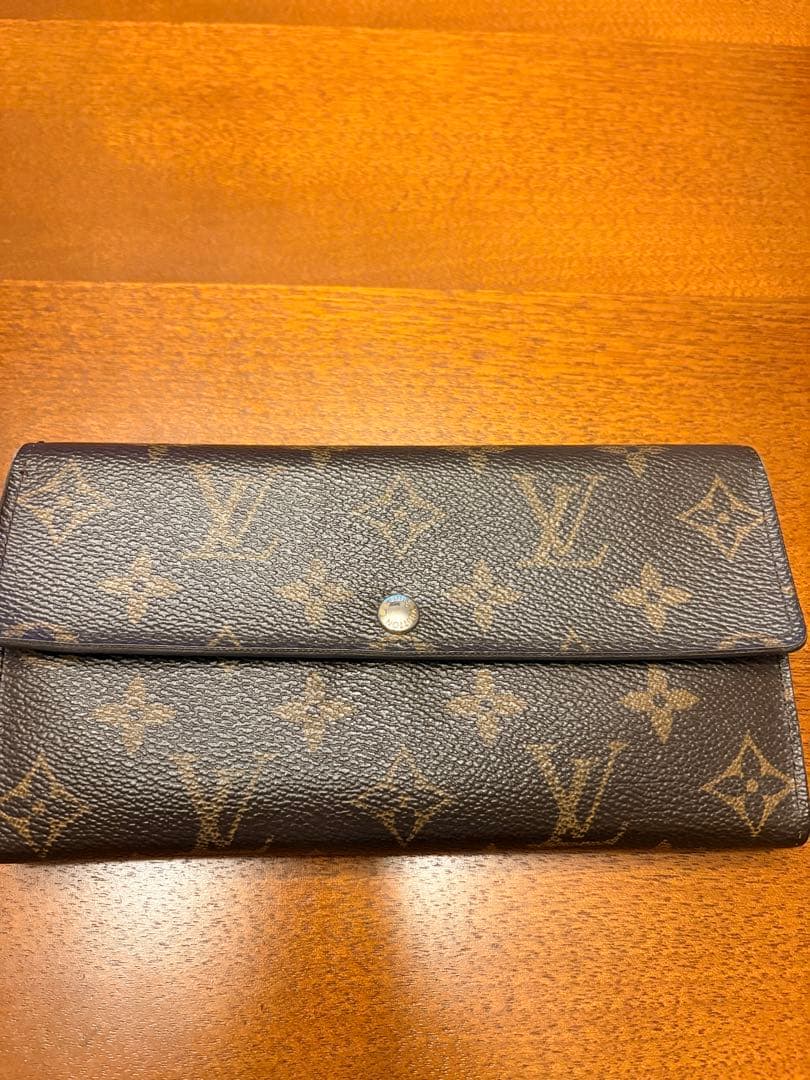 Louis Vuitton モノグラム ポルトフォイユ サラ財布(箱付き正規品)