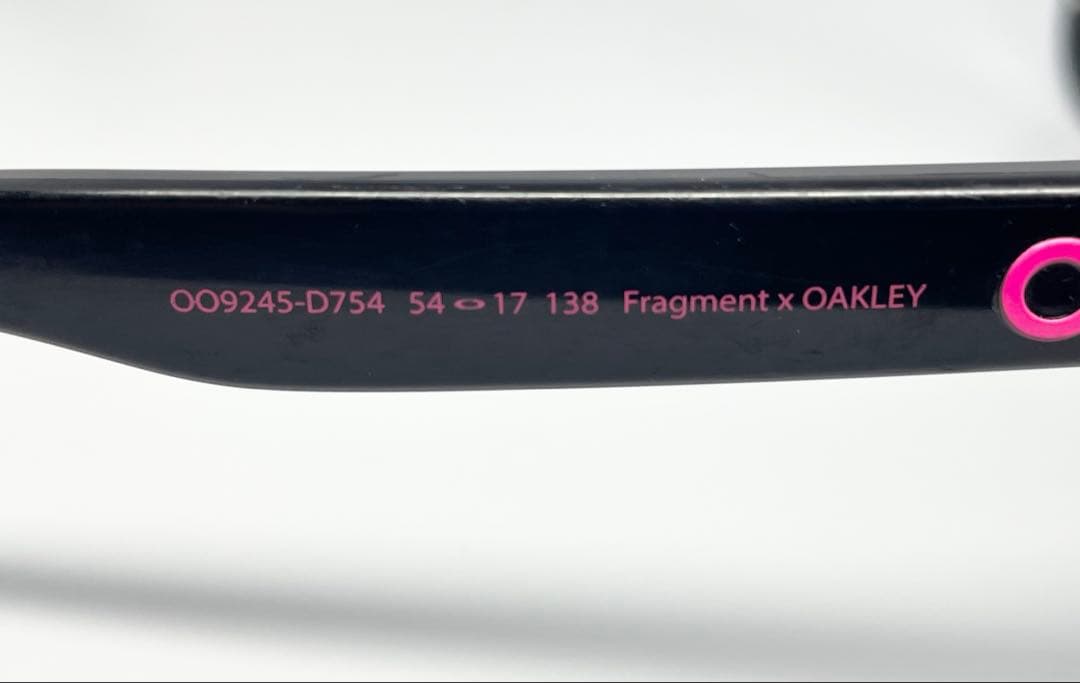 OAKLEY × FRAGMENT frogskins サングラス