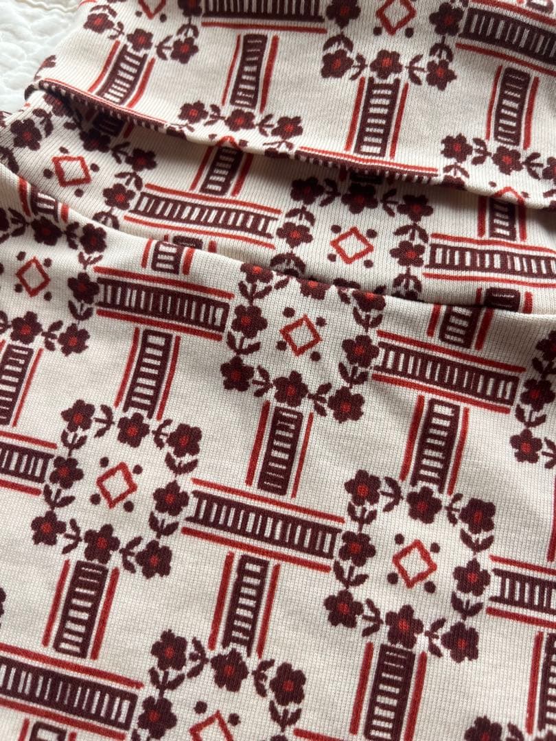 新品　Misha&puff タートルネック　大人用　S