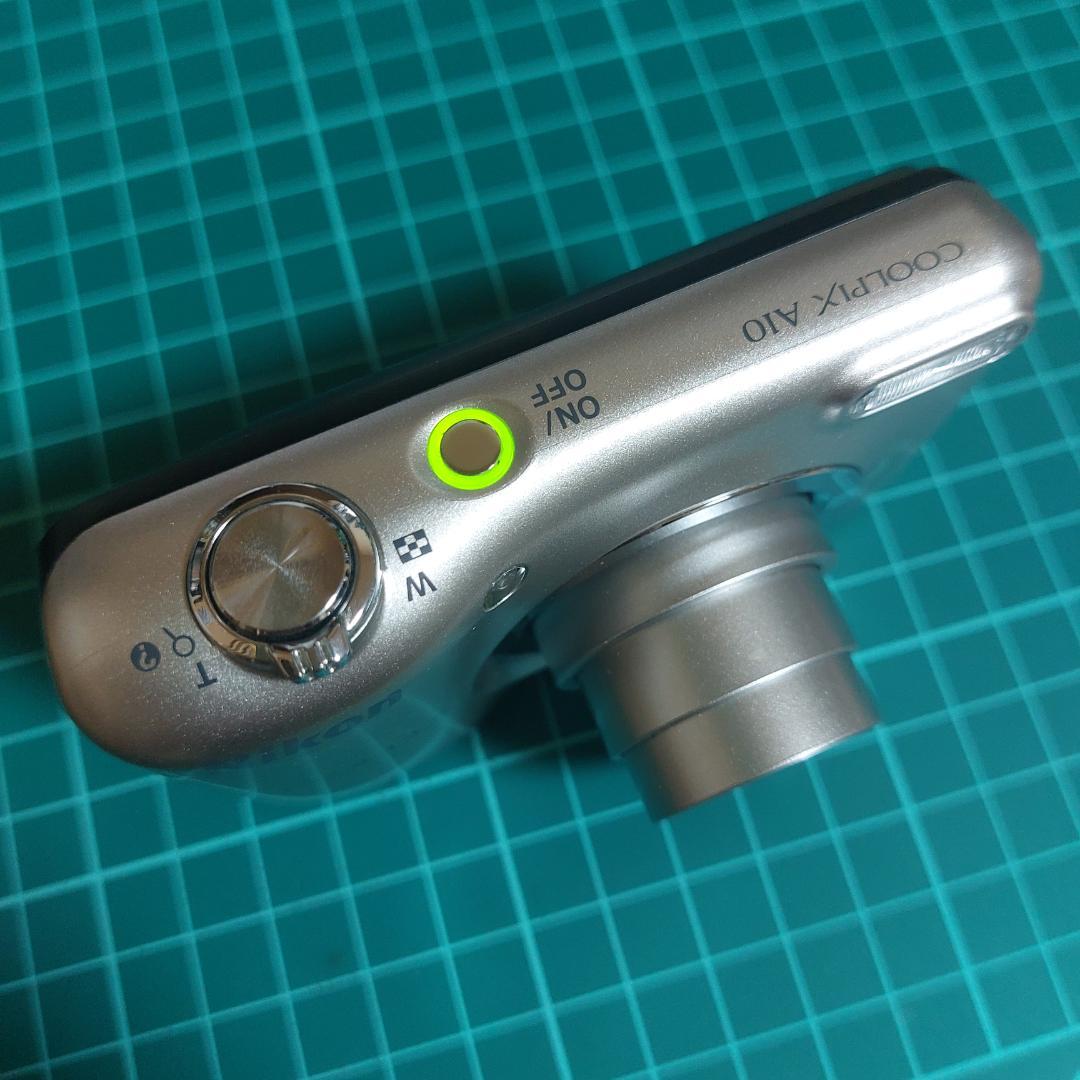 Nikon COOLPIX A10　ニコン クールピクス　シルバー