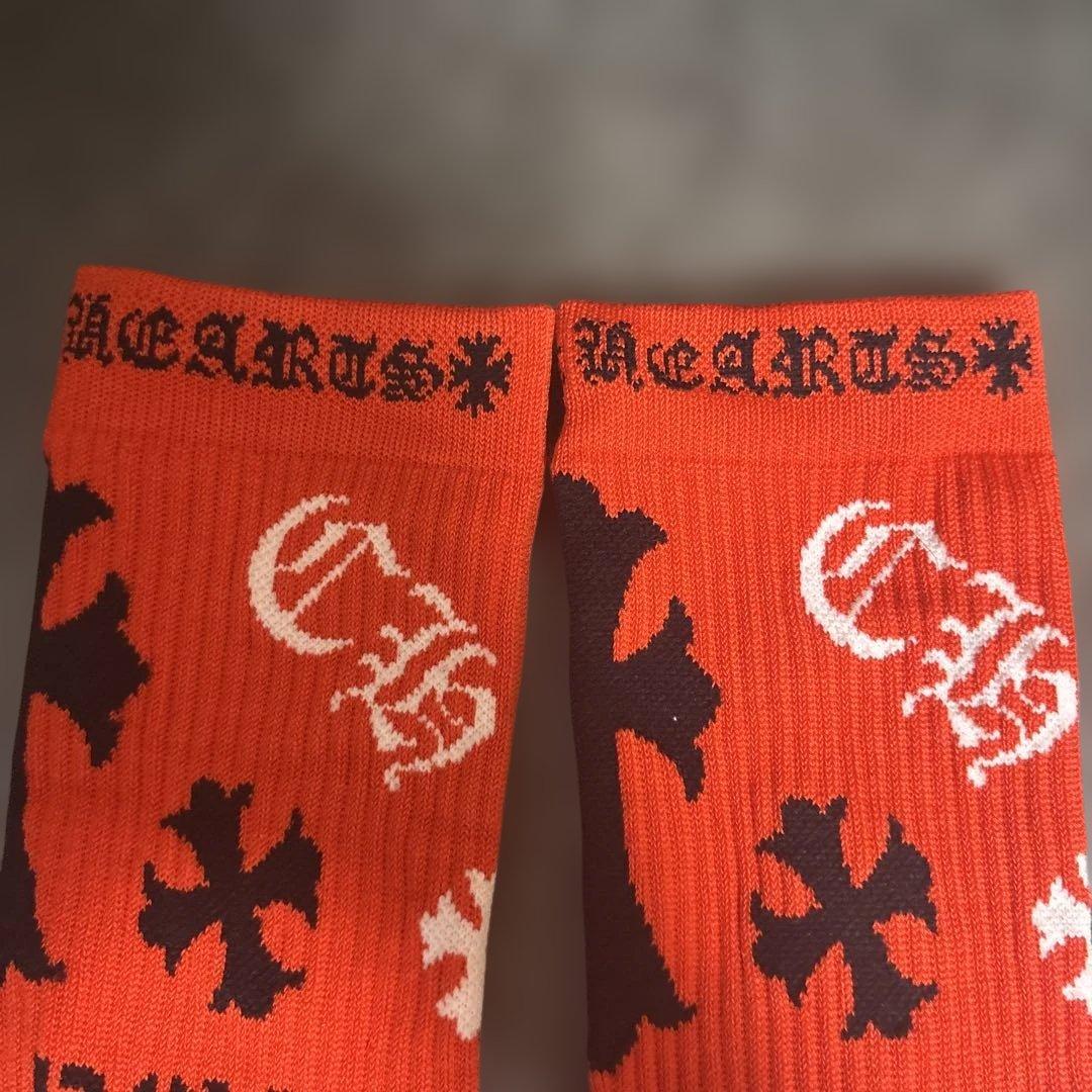 クロムハーツ　赤色ソックス