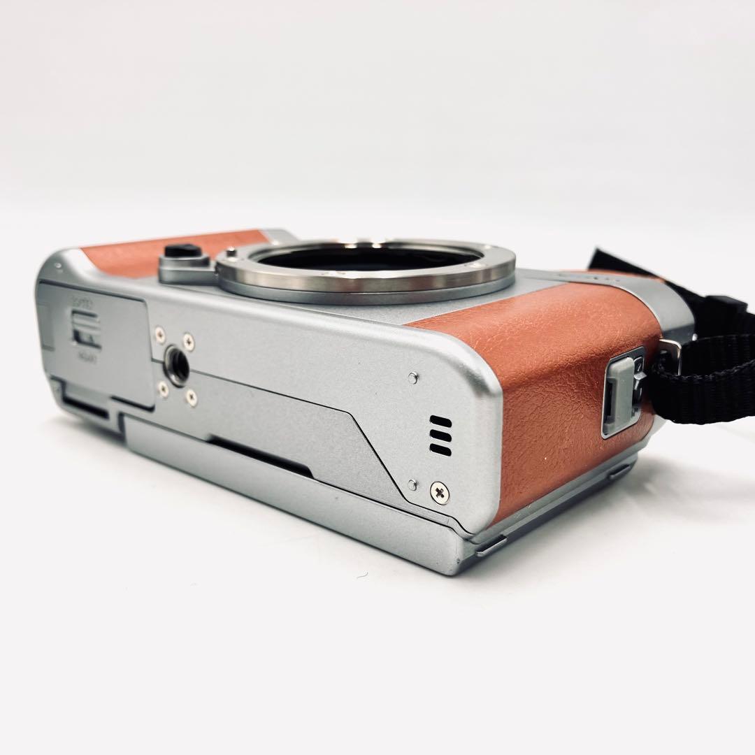 美品♪ FUJIFILM X-A5 ブラウン　15-45mmレンズキット