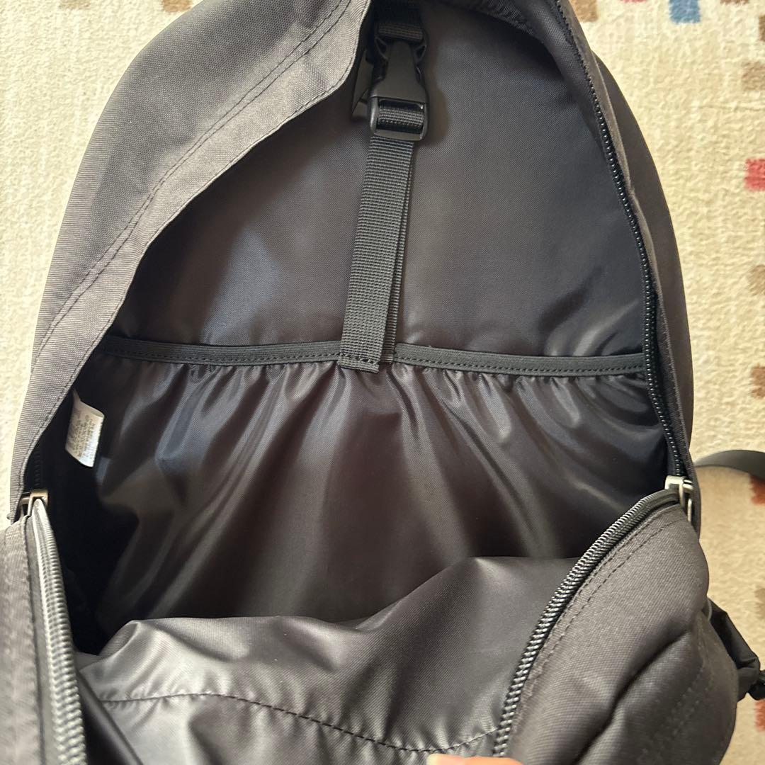 ノースフェイス　韓国　リュック32リットル