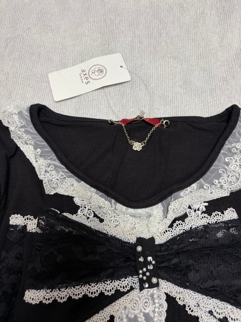 希少axes femme ビッグリボン　トップス　フリル　リズリサ姫系　タグ付き