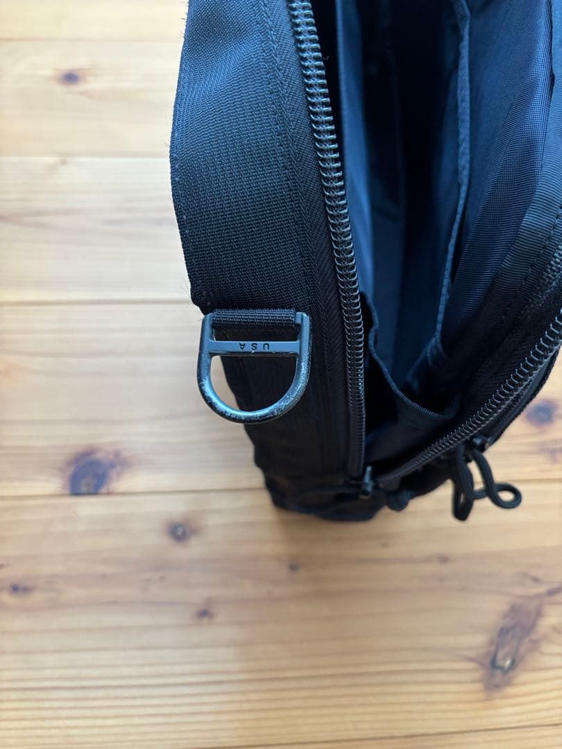 ブリーフィング B4ライナー 黒 美品