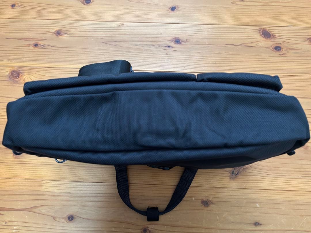 ブリーフィング B4ライナー 黒 美品