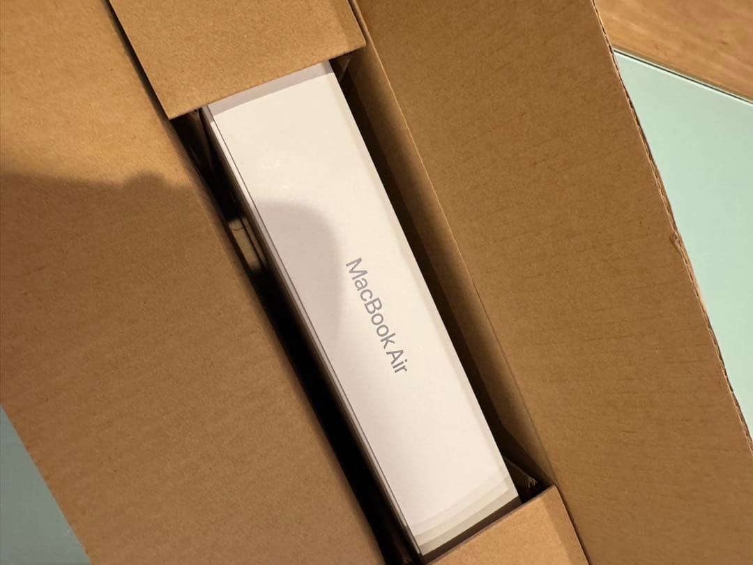 Macbook Air M1 充電回数少なめ 新品充電器ケーブル付 13インチ