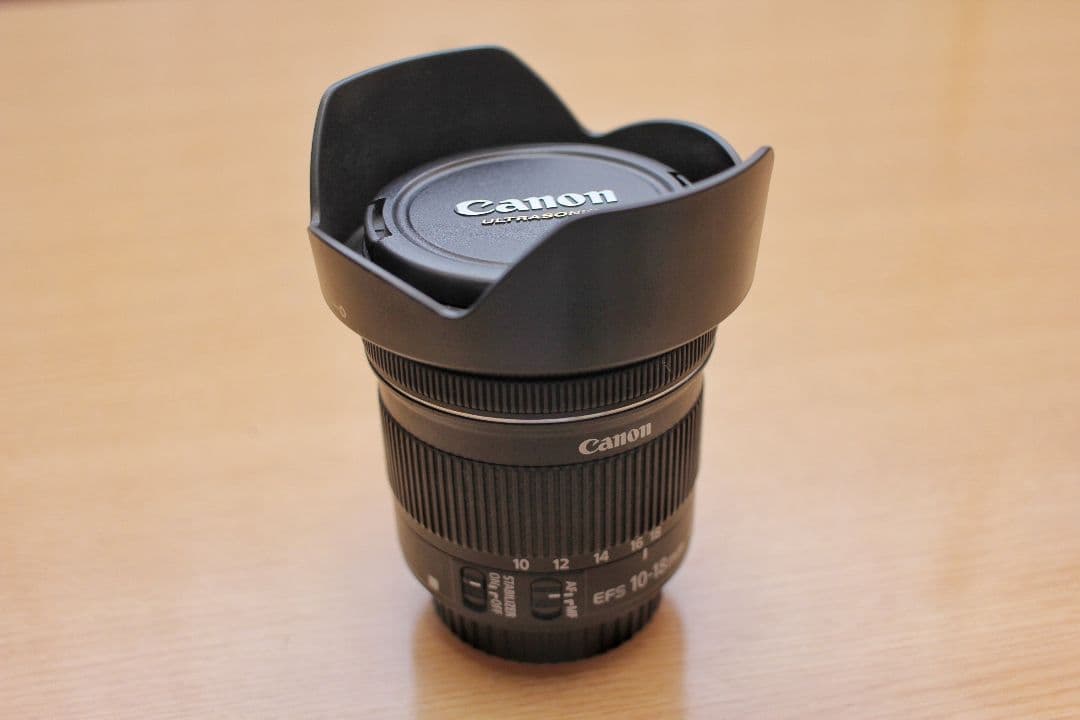 超広角レンズ Canon EF-S 10-18 f/4.5-5.6 IS STM