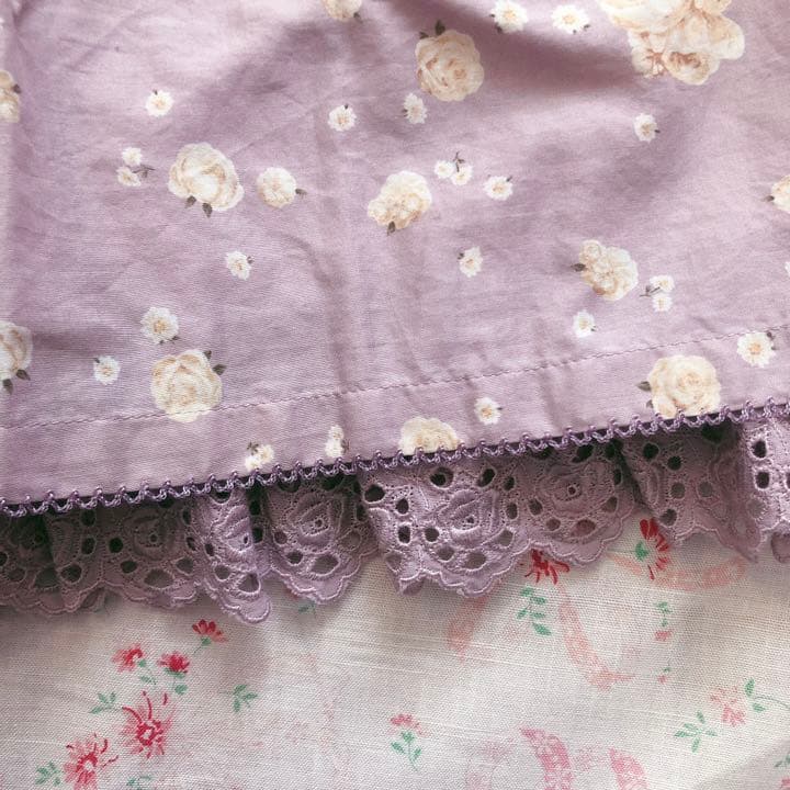 【新品タグ付き】ピンクハウス バラのモチーフ付きカーディガン スカートの2点