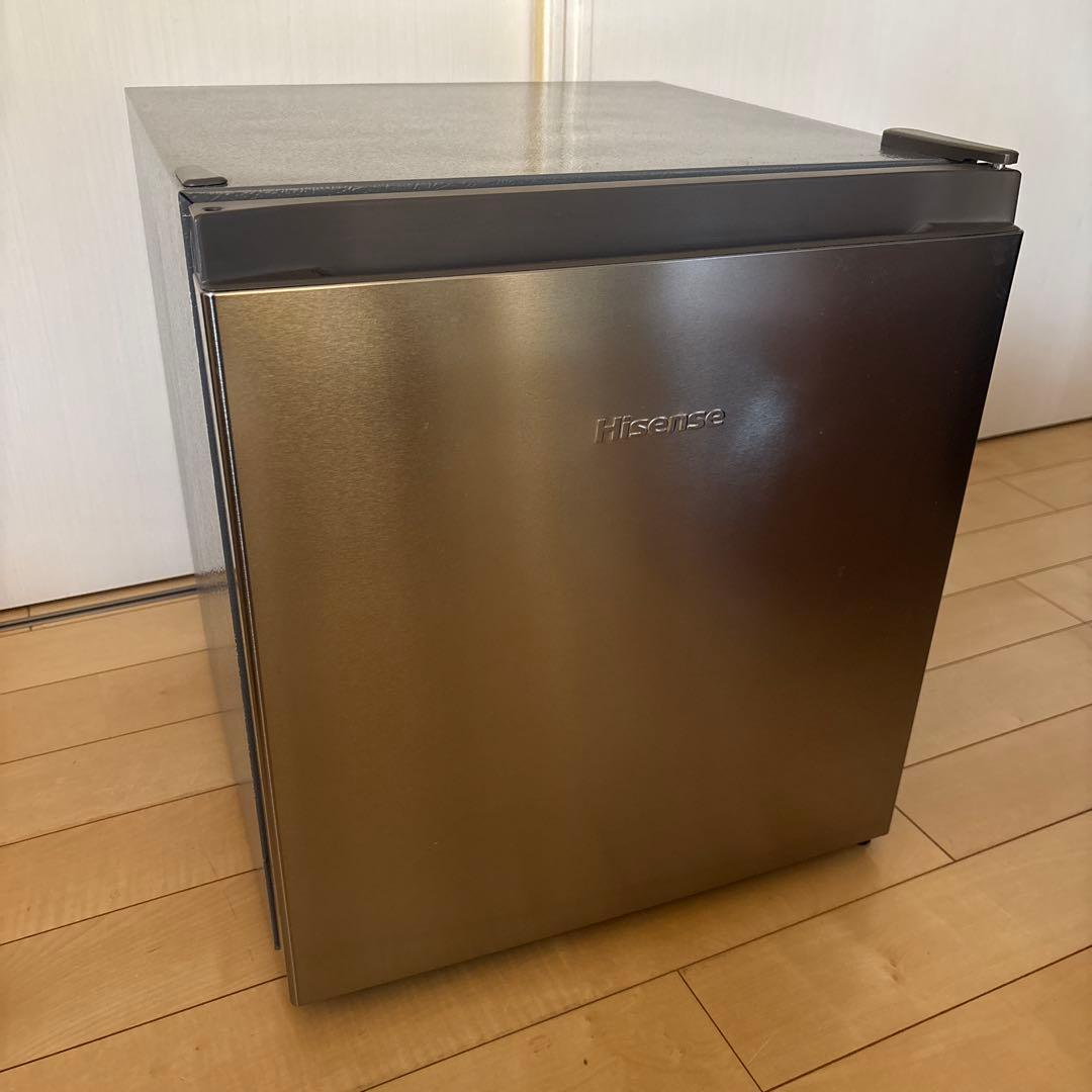 Hisense ハイセンス　小型冷蔵庫 HR-A45S　2022年製