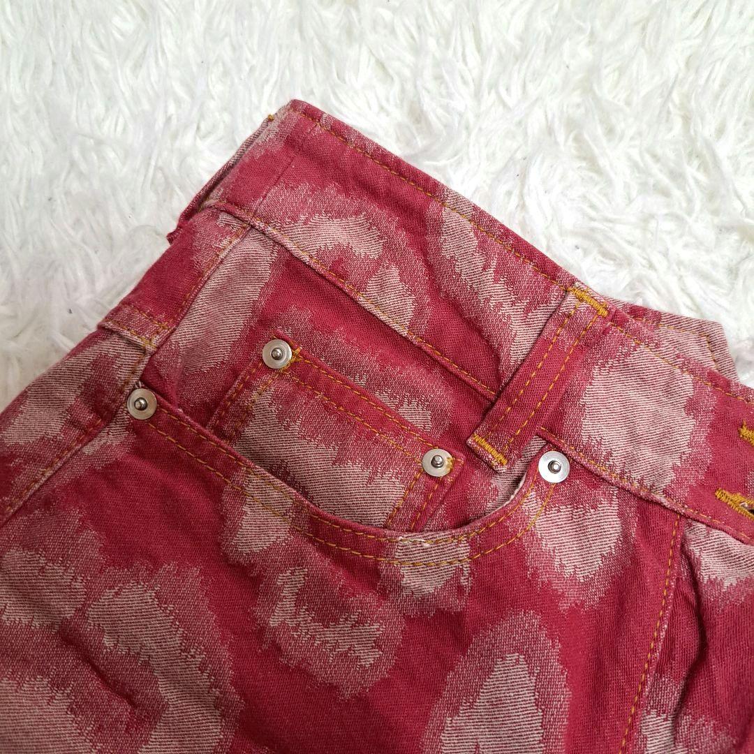 【Vivienne Westwood】レオパード柄　ピンクレッドショートパンツ