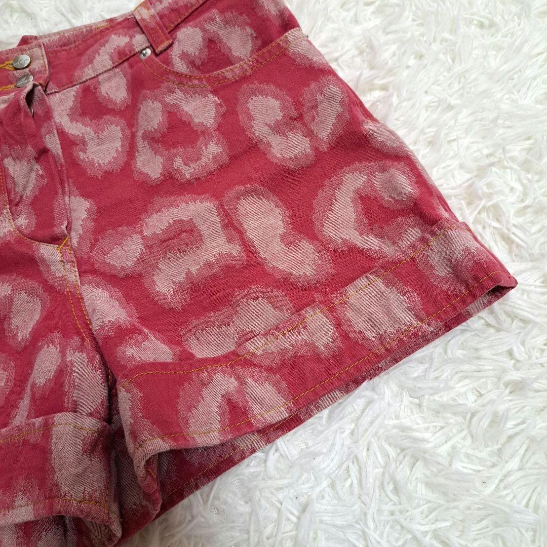 【Vivienne Westwood】レオパード柄　ピンクレッドショートパンツ