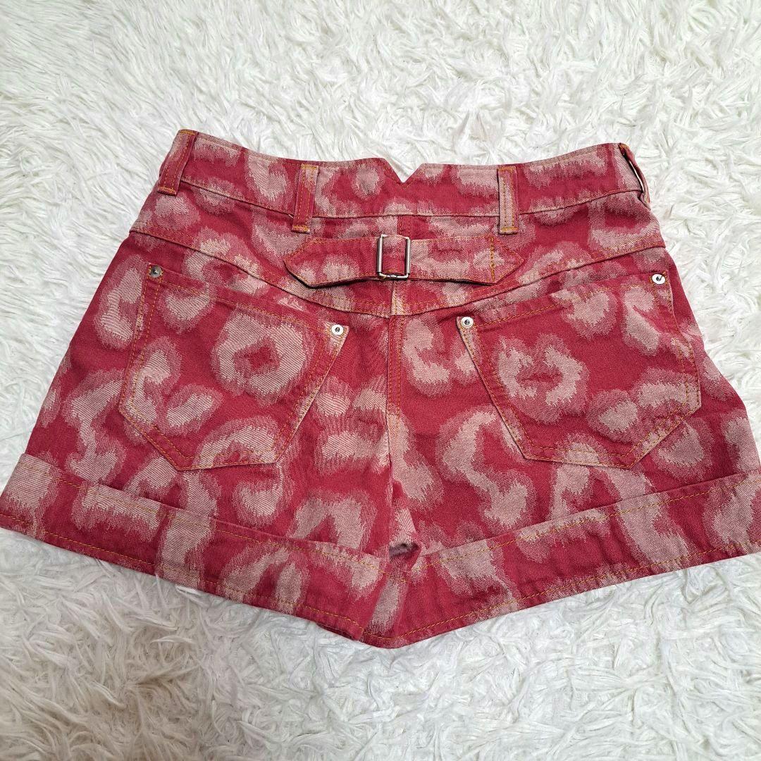 【Vivienne Westwood】レオパード柄　ピンクレッドショートパンツ