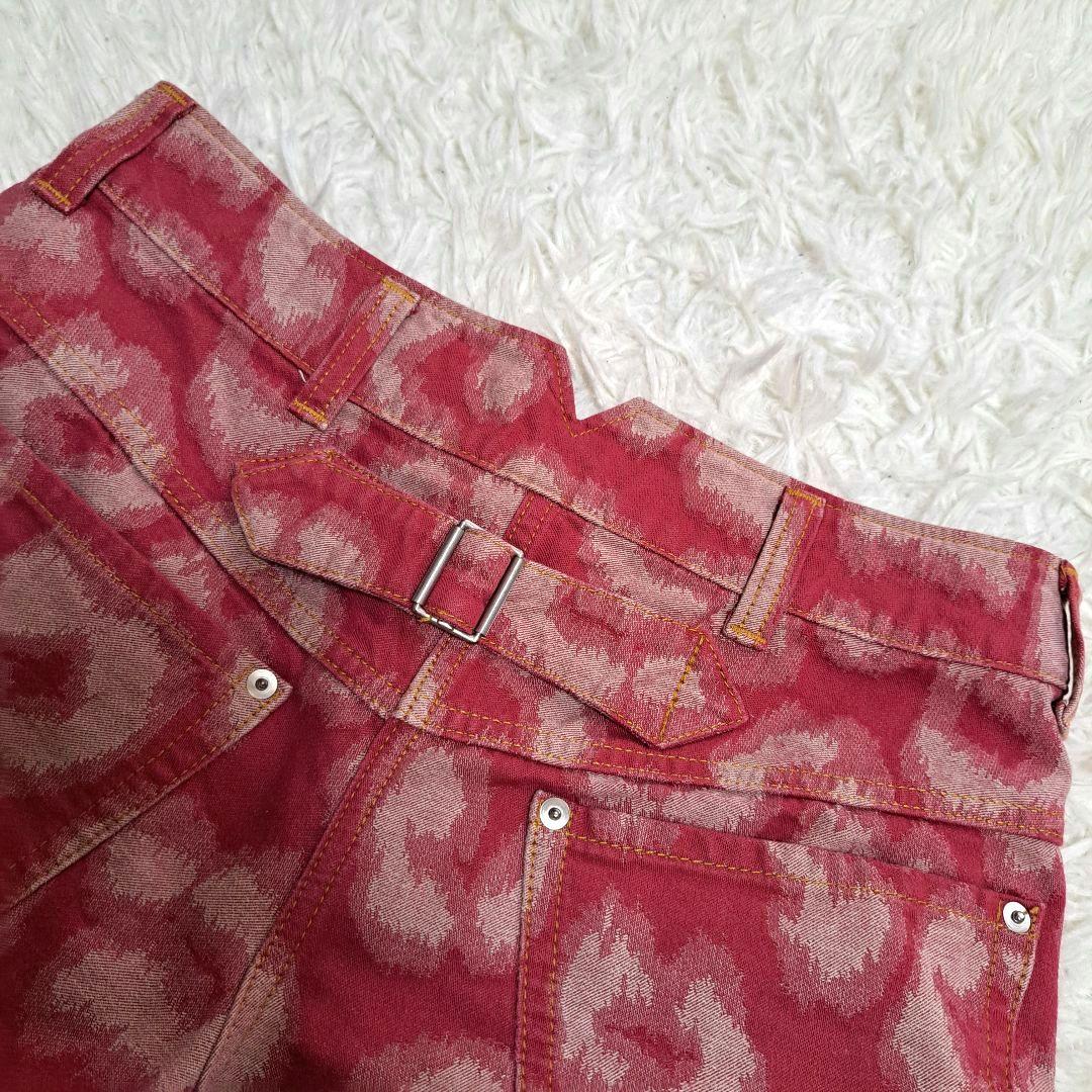 【Vivienne Westwood】レオパード柄　ピンクレッドショートパンツ