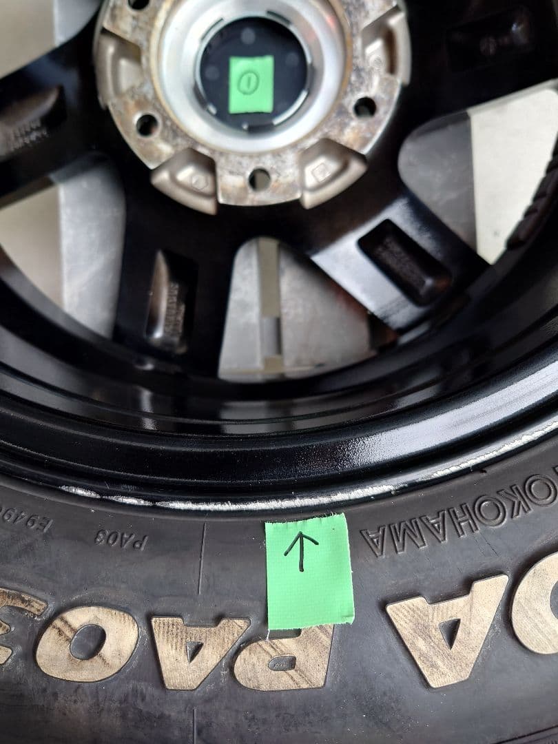 ファブレス・パンデミック215／65R16