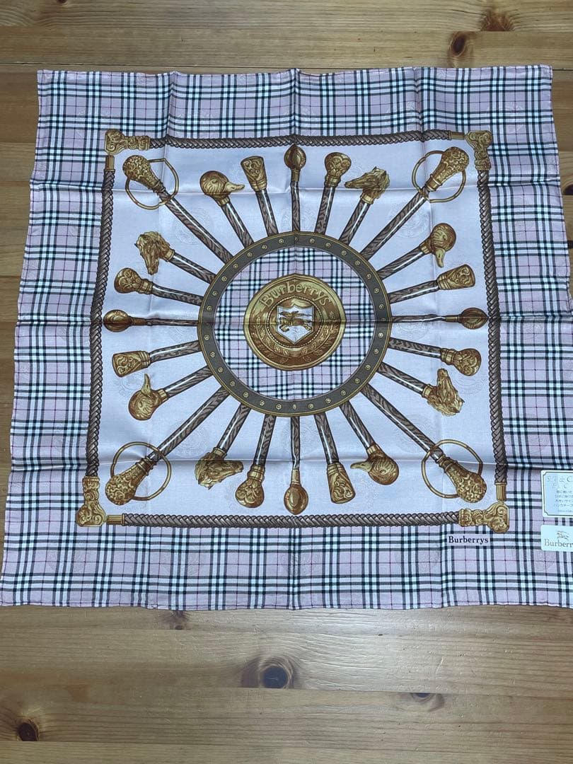 H*a様 シルク&コットンBurberrys チェック柄 ハンカチ セット