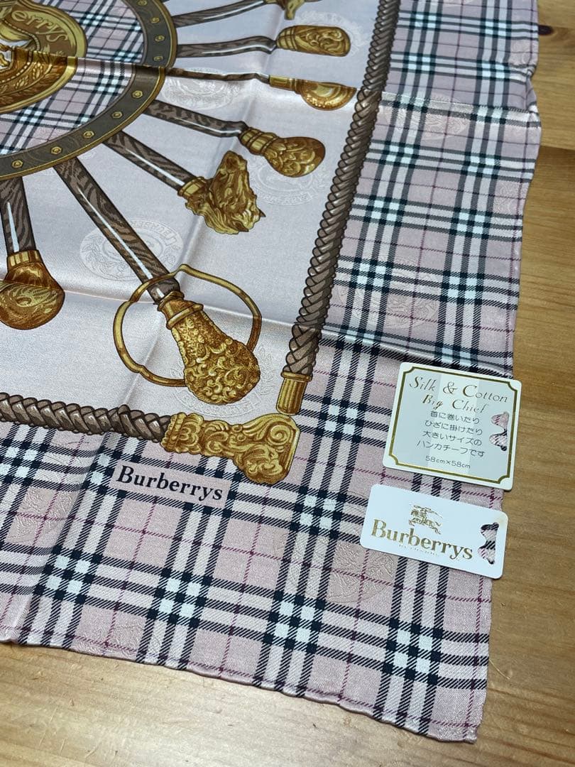 H*a様 シルク&コットンBurberrys チェック柄 ハンカチ セット