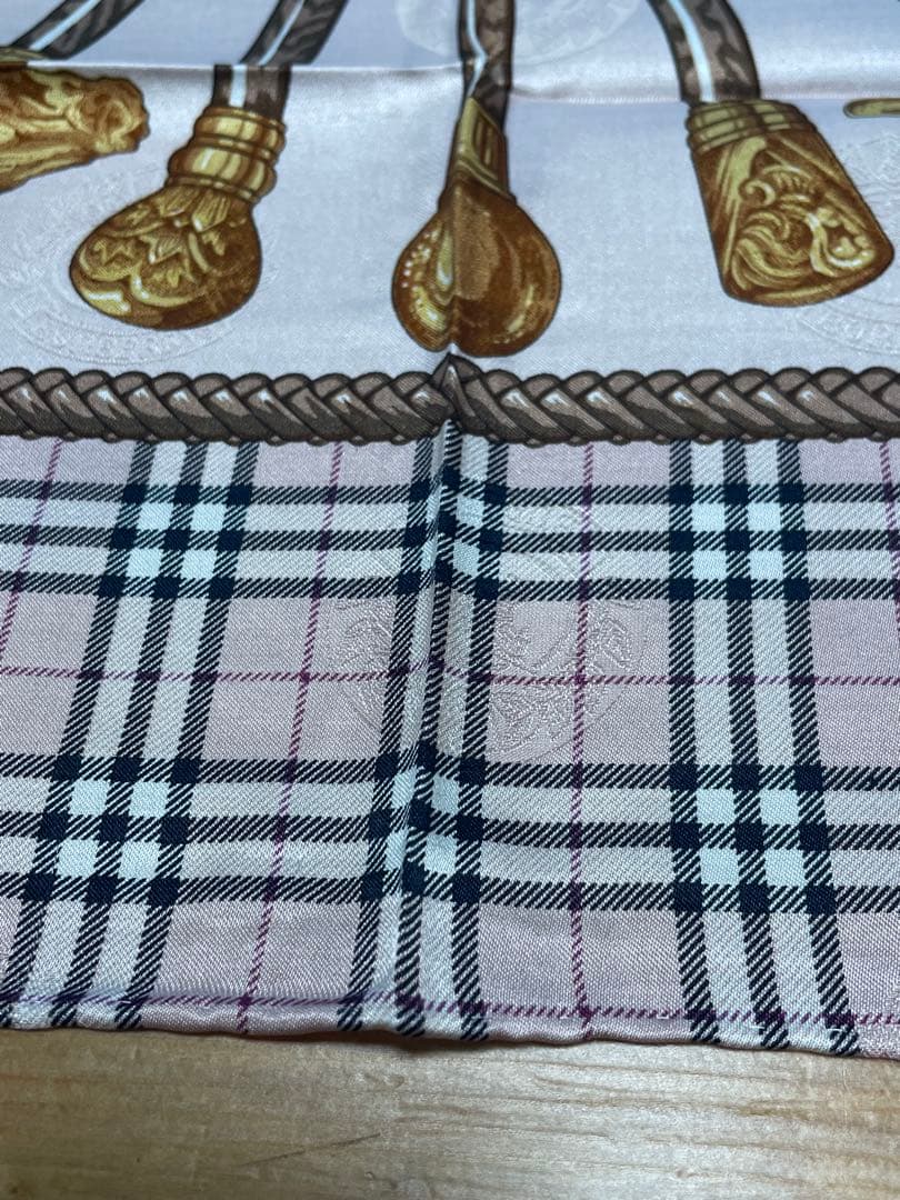 H*a様 シルク&コットンBurberrys チェック柄 ハンカチ セット