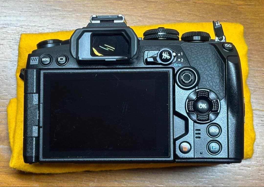 デジタルカメラ OLYMPUS E-M1 Mark III 12-40mm F2.8 PRO