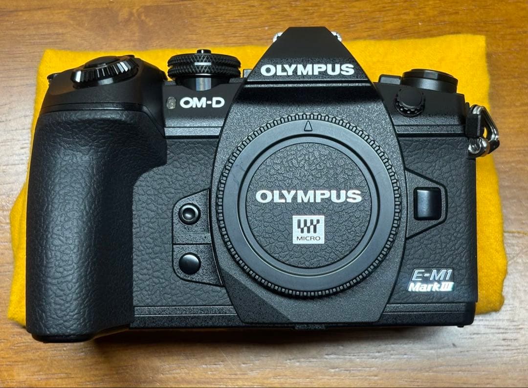 デジタルカメラ OLYMPUS E-M1 Mark III 12-40mm F2.8 PRO
