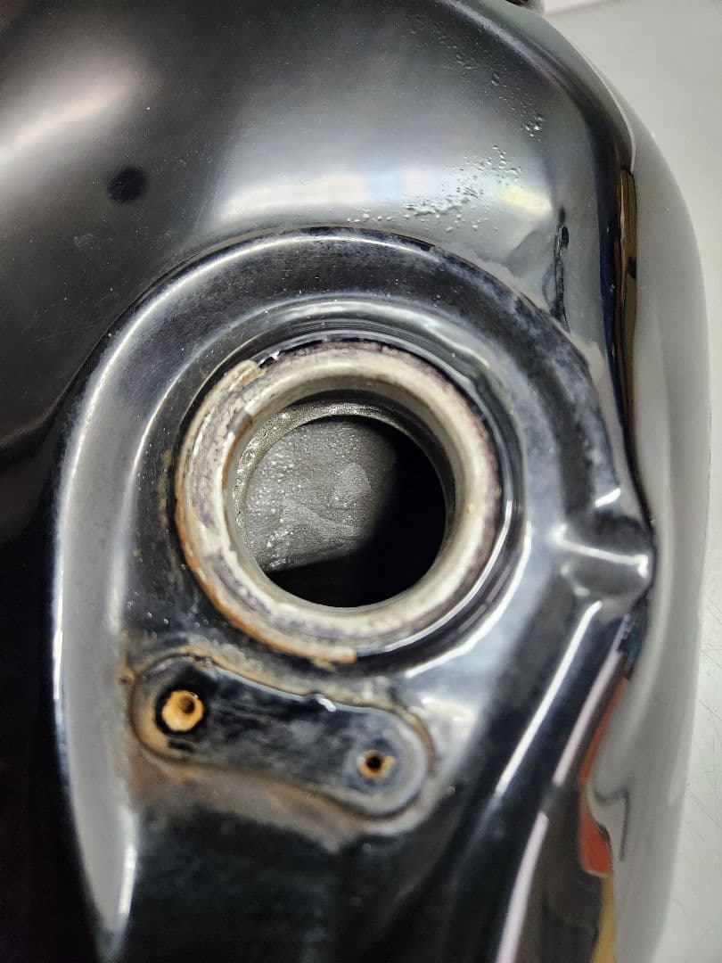 H*o様 GB250 タンク 大きな凹みなし 塗装ベース