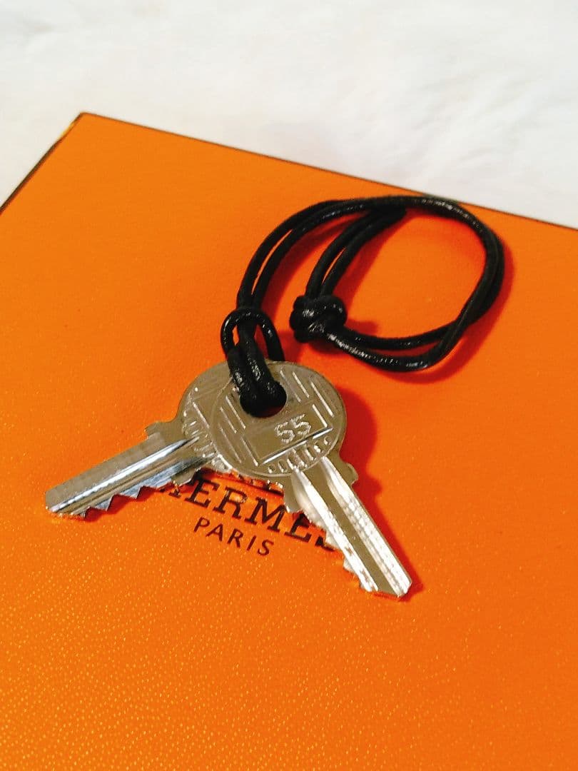 【極美品】未使用に近い HERMES エルメス カデナ　南京錠パドロック