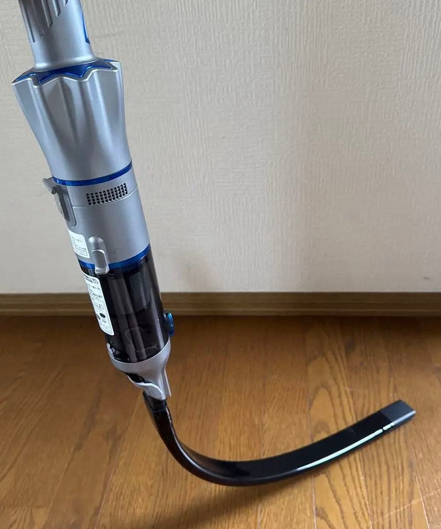 INVICTUS スティッククリーナー本体