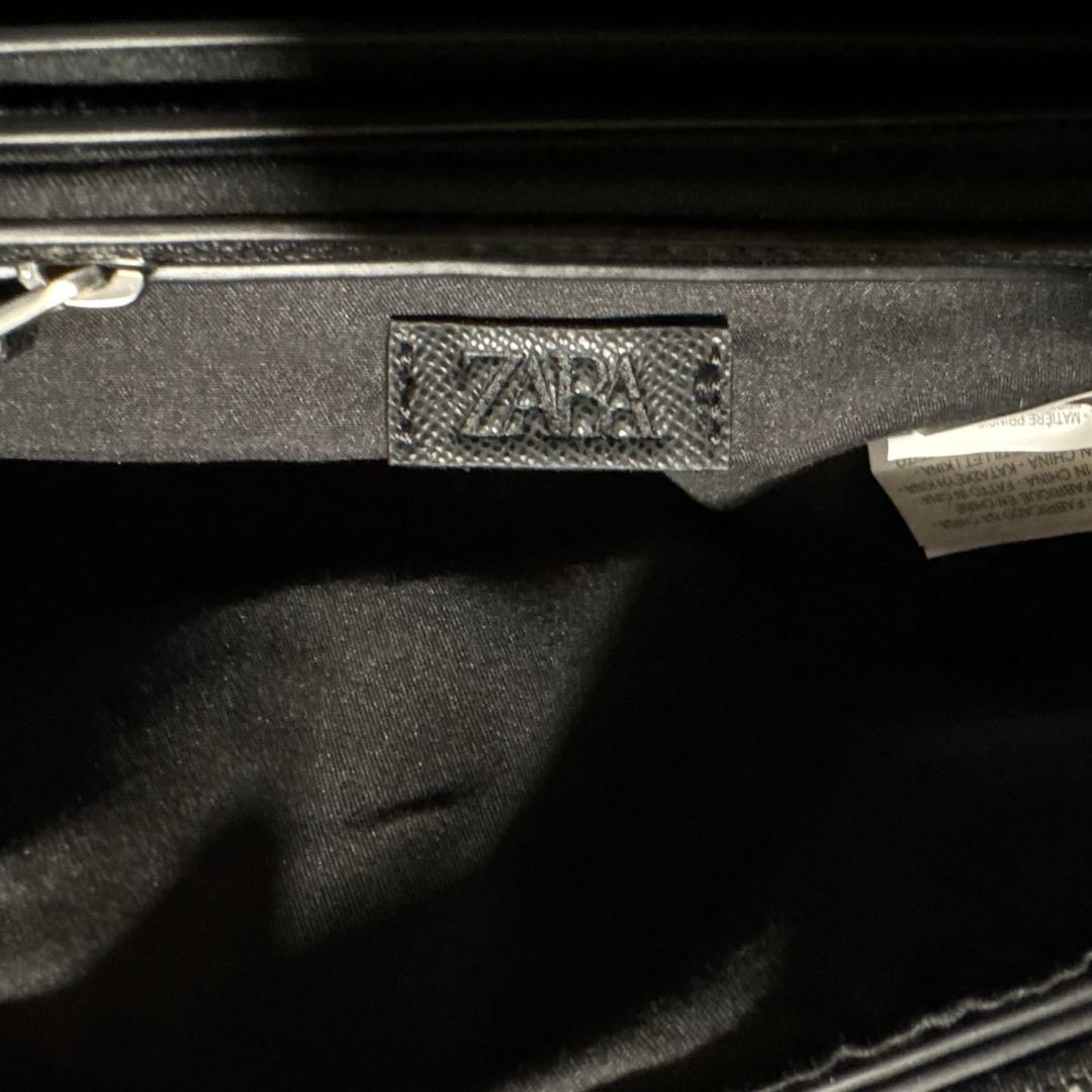 ZARA ザラ テクスチャードクロスボディバッグ