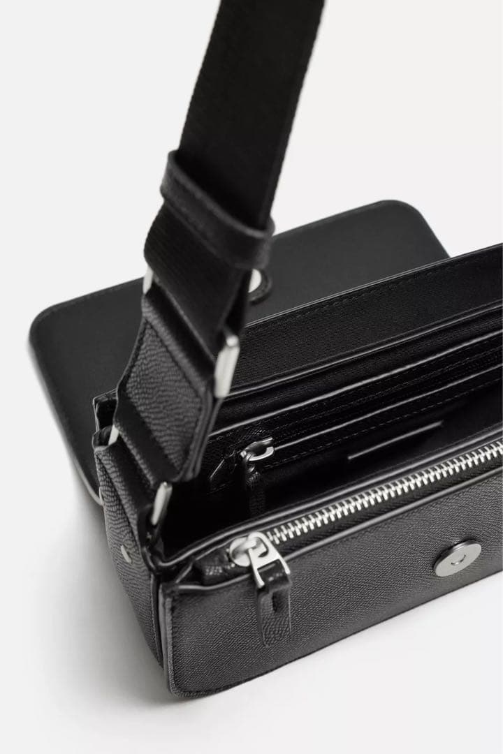 ZARA ザラ テクスチャードクロスボディバッグ