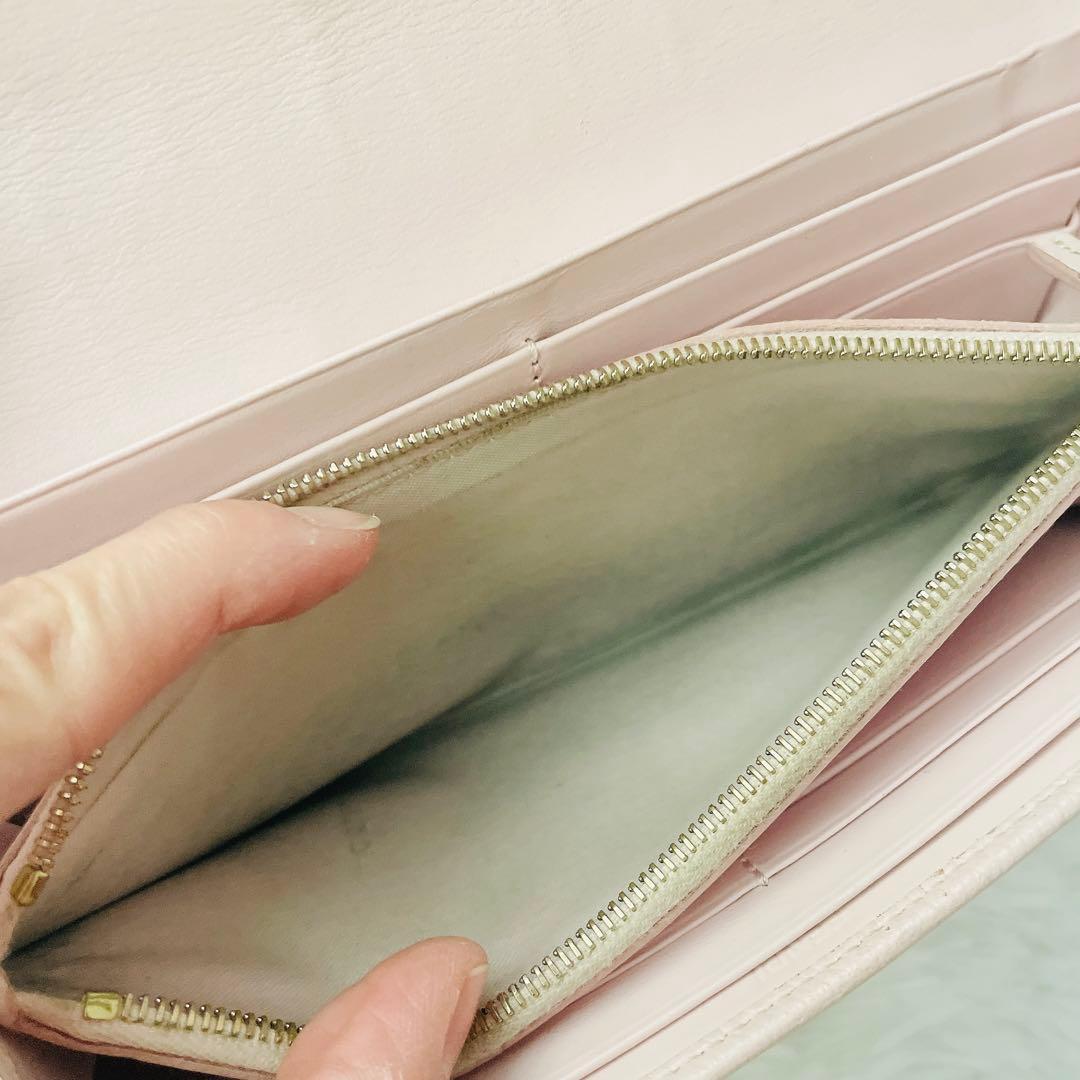 FENDI チェーンショルダー付き エフイズ コーチネンタル ベビーピンク