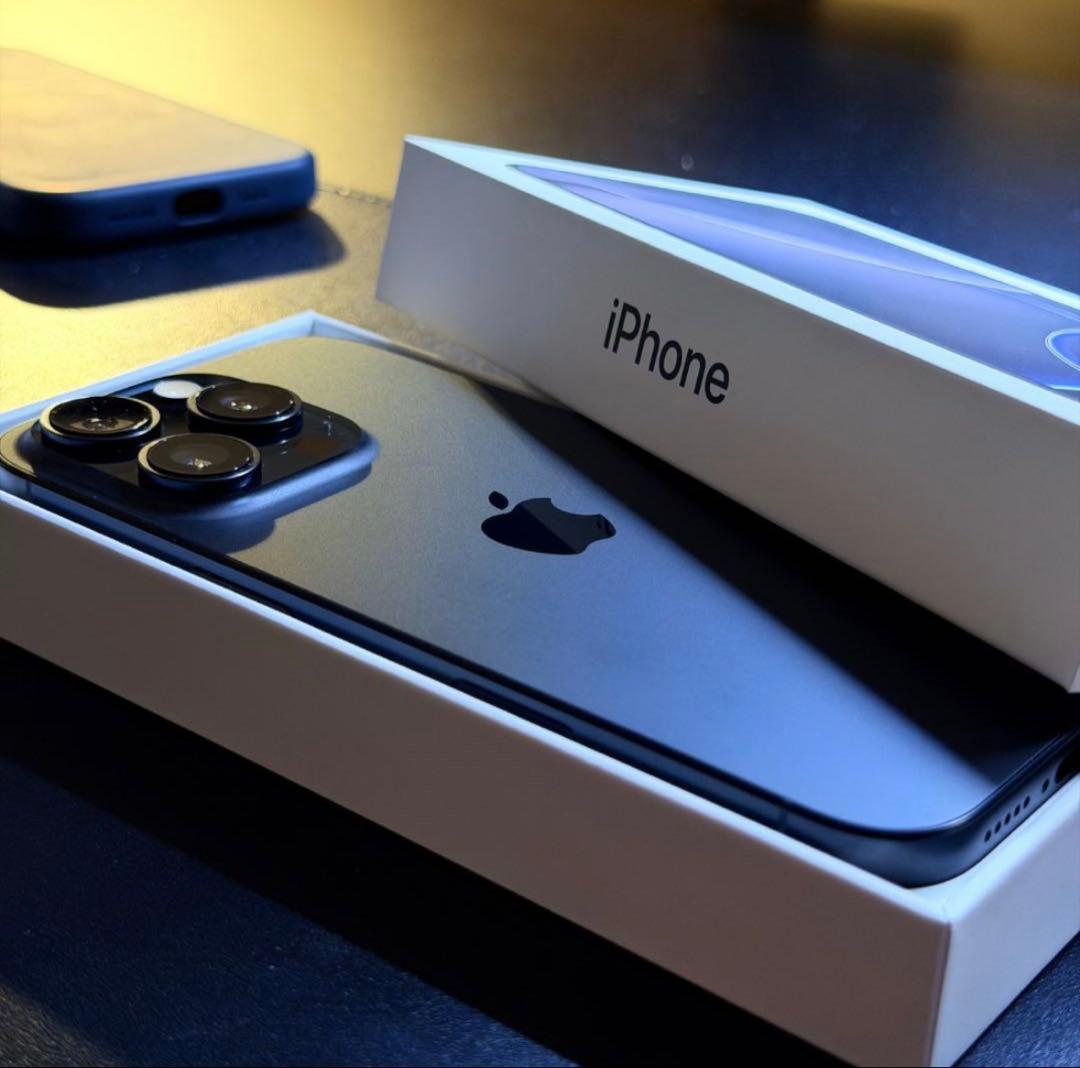 ✅ほぼ未使用⭐️iPhone 16 Pro 128gbブラック黒❣️ SIMフリー✨