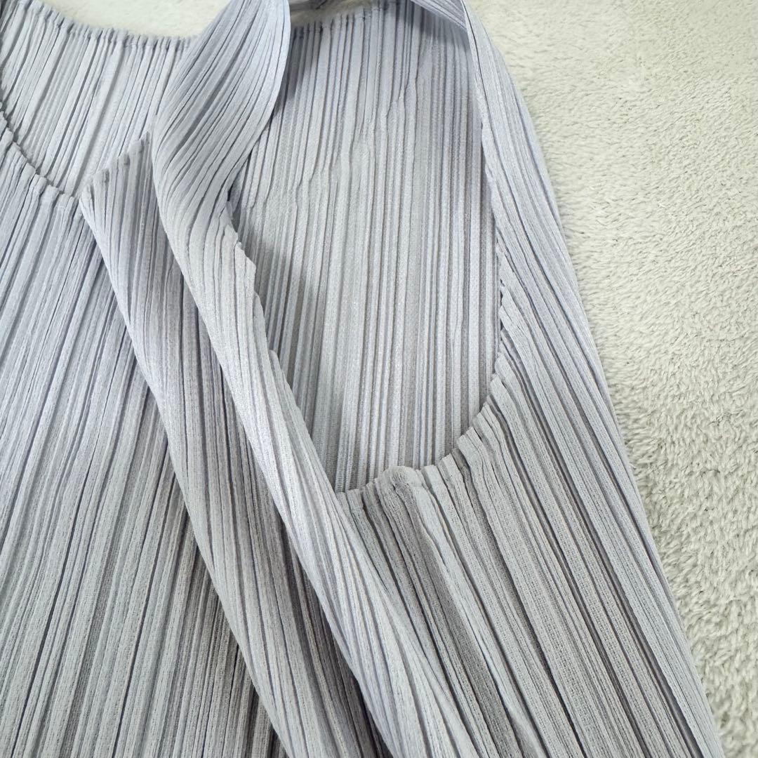 極美品✨PLEATS PLEASE チュニック　ライトグレー　ノースリーブ
