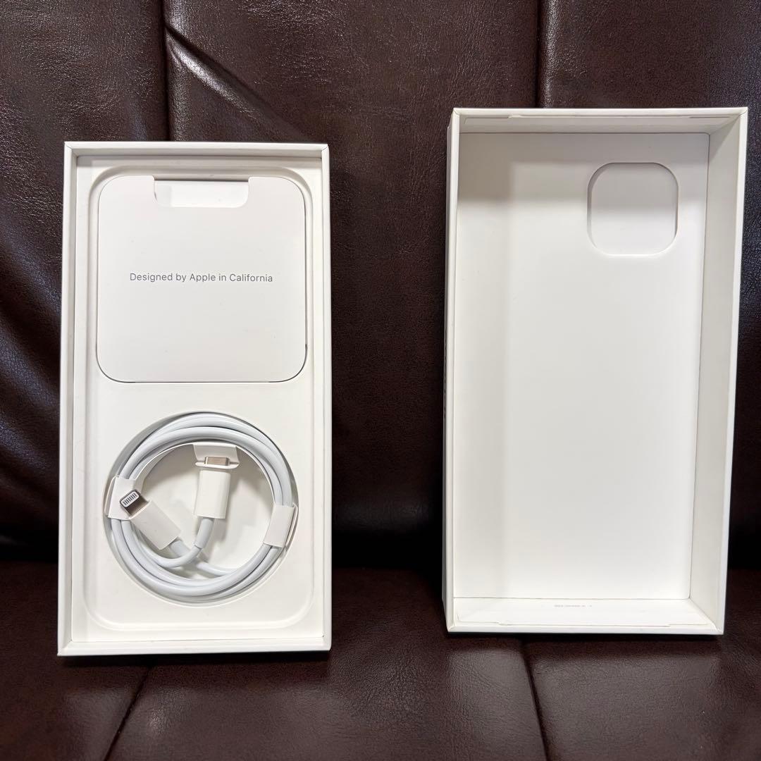 【週末値引き】iPhone 13 256G SIMフリー グリーン 本体