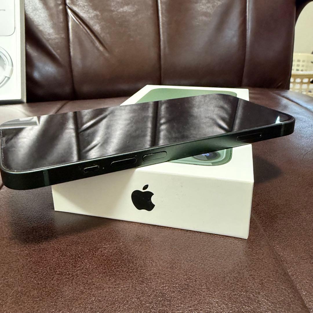 【週末値引き】iPhone 13 256G SIMフリー グリーン 本体