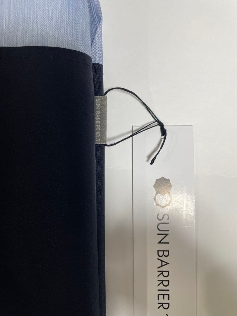 サンバリア 折りたたみ日傘 ３段折 / コンビ ネイビー 美品 サンバリア100