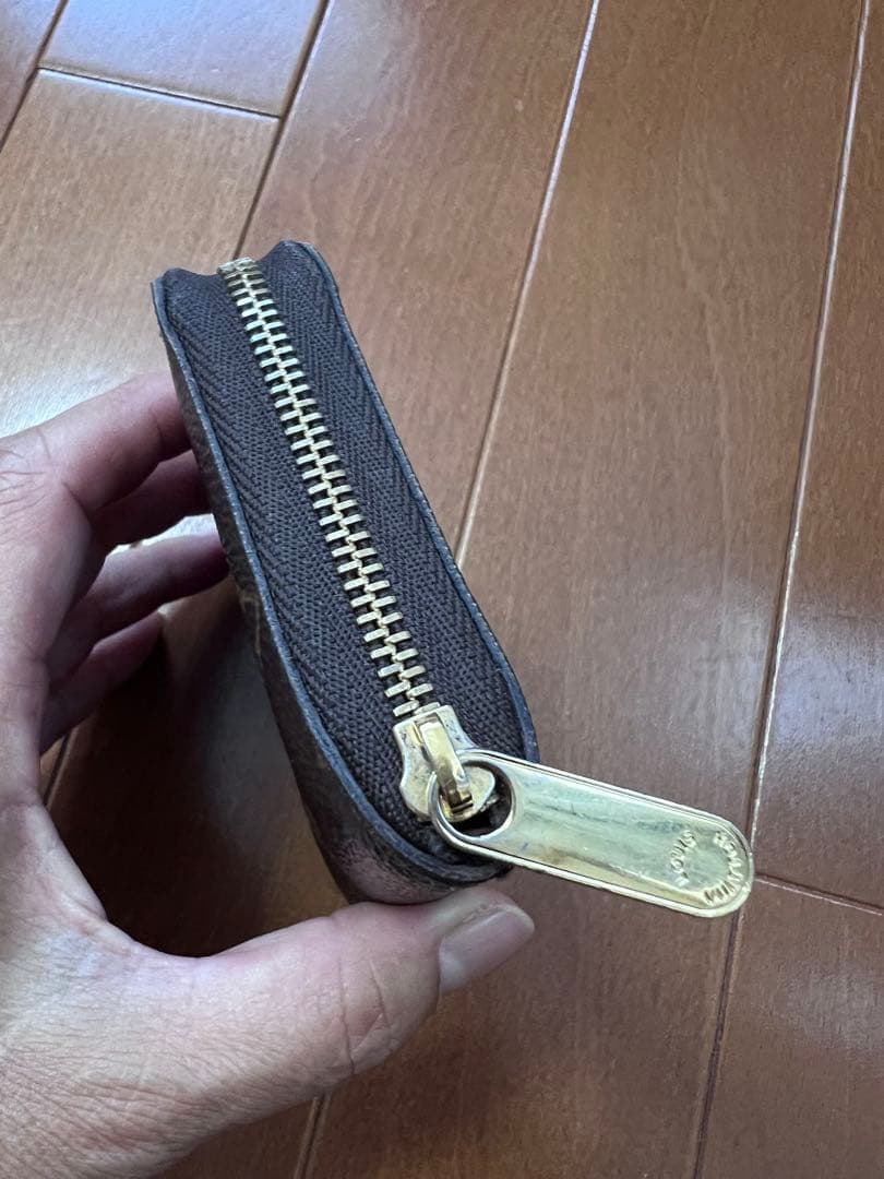 ルイヴィトン　モノグラム　ジッピーパース　ケース　LV
