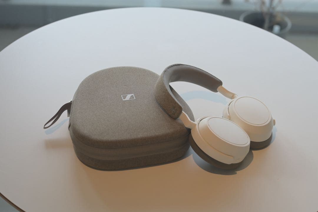 ヘッドホン SENNHEISER MOMENTUM 4