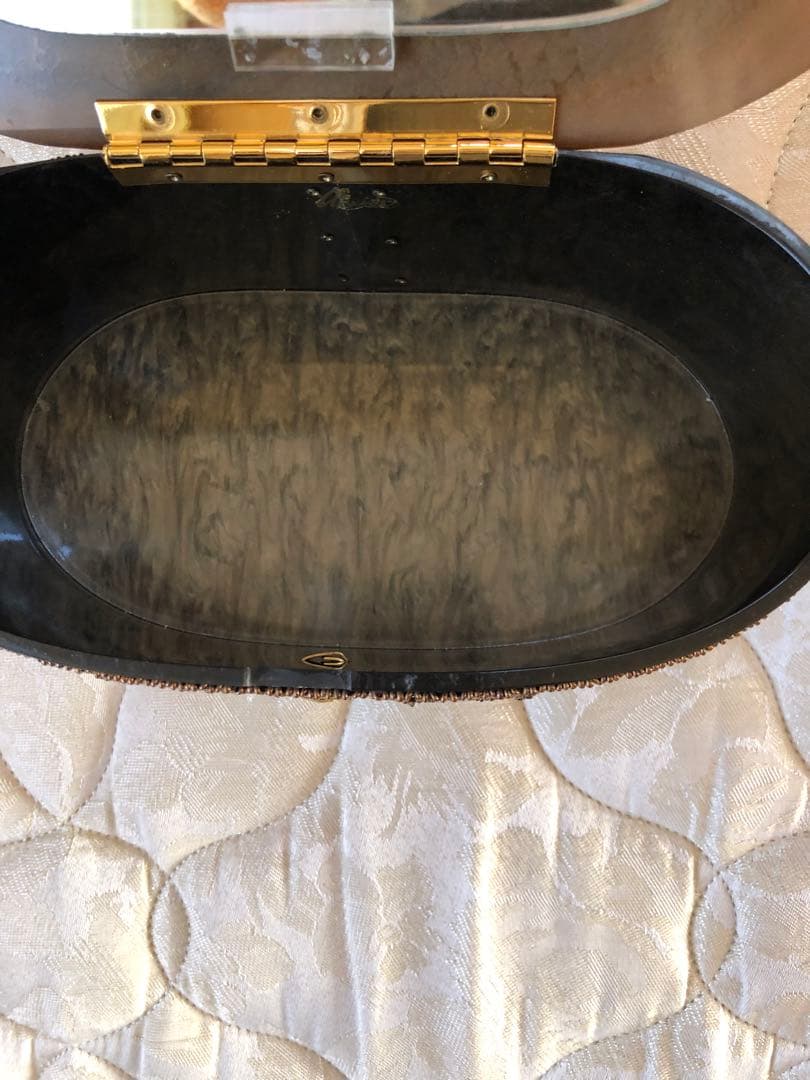 ヴィンテージ　ルーサイトバッグ　ビーズ