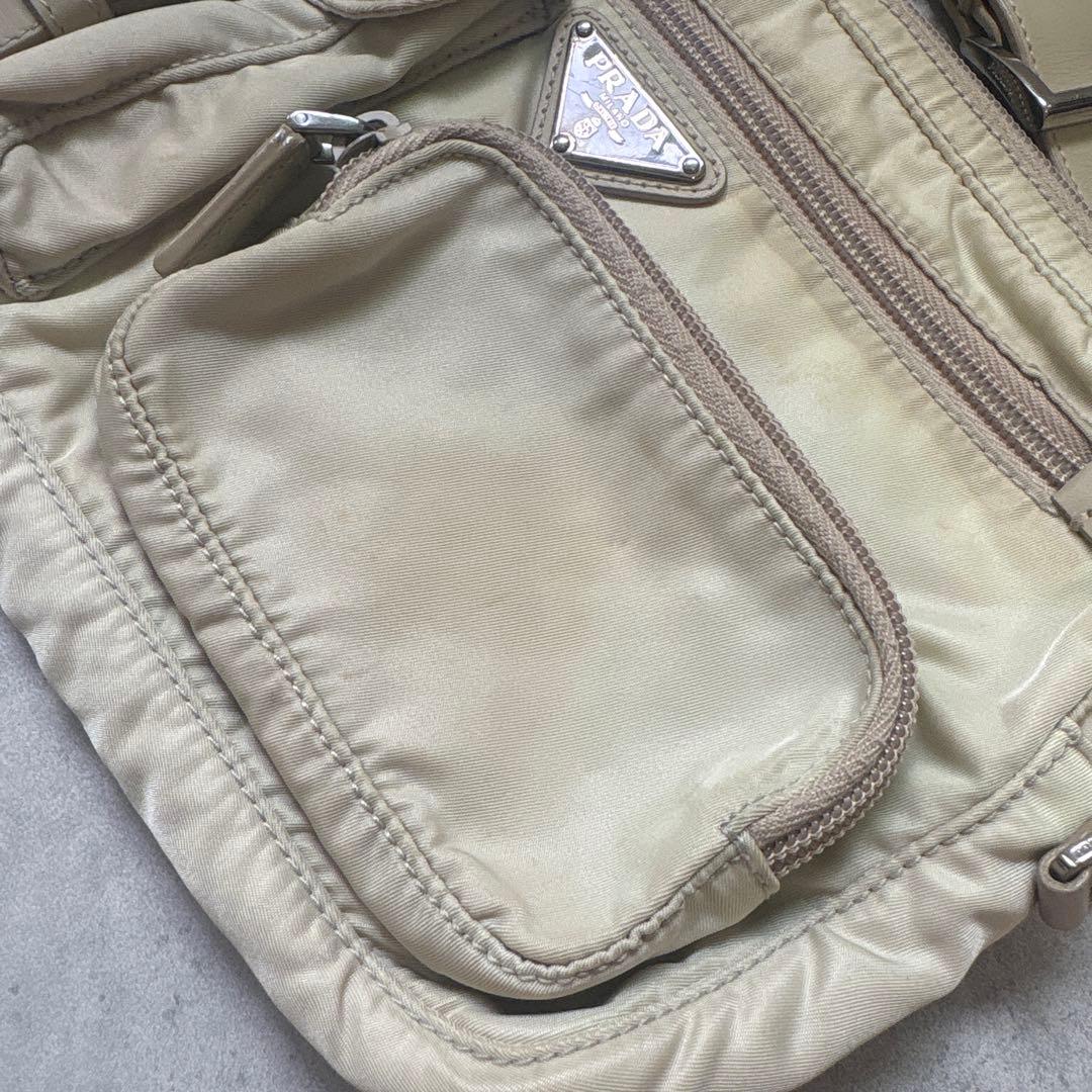 プラダ　ナイロン　ウエストポーチ　ボディバッグ