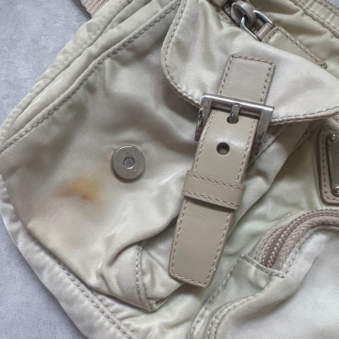 プラダ　ナイロン　ウエストポーチ　ボディバッグ